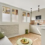 Lavie Maison Ac Little Fontaine